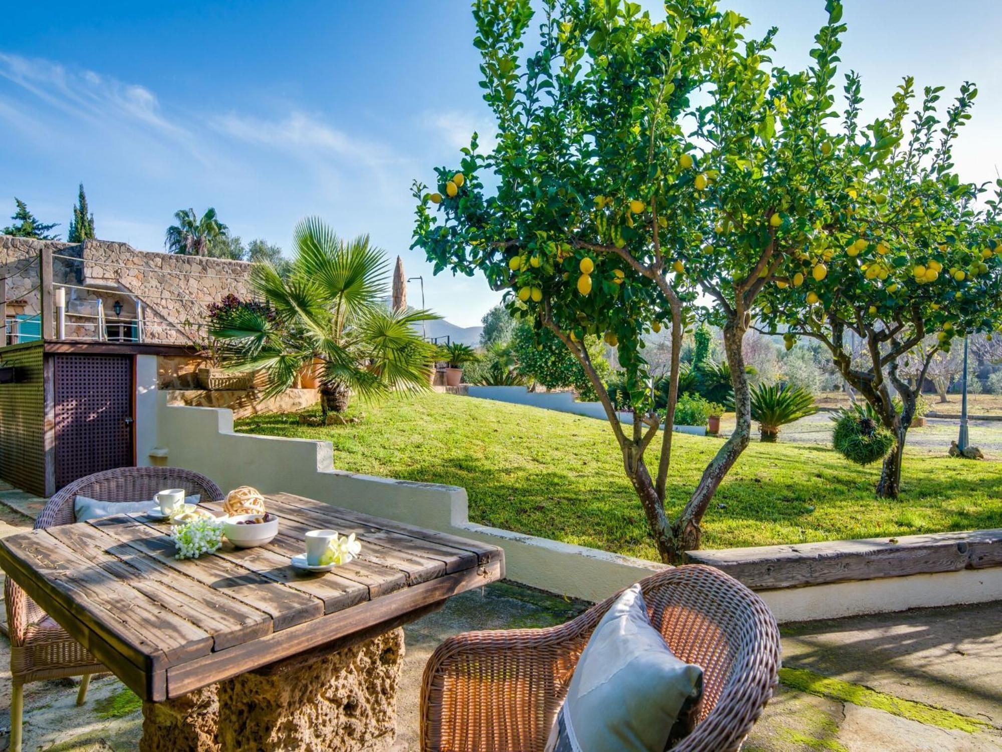 Spacious With Garden Ferienhaus Alcúdia