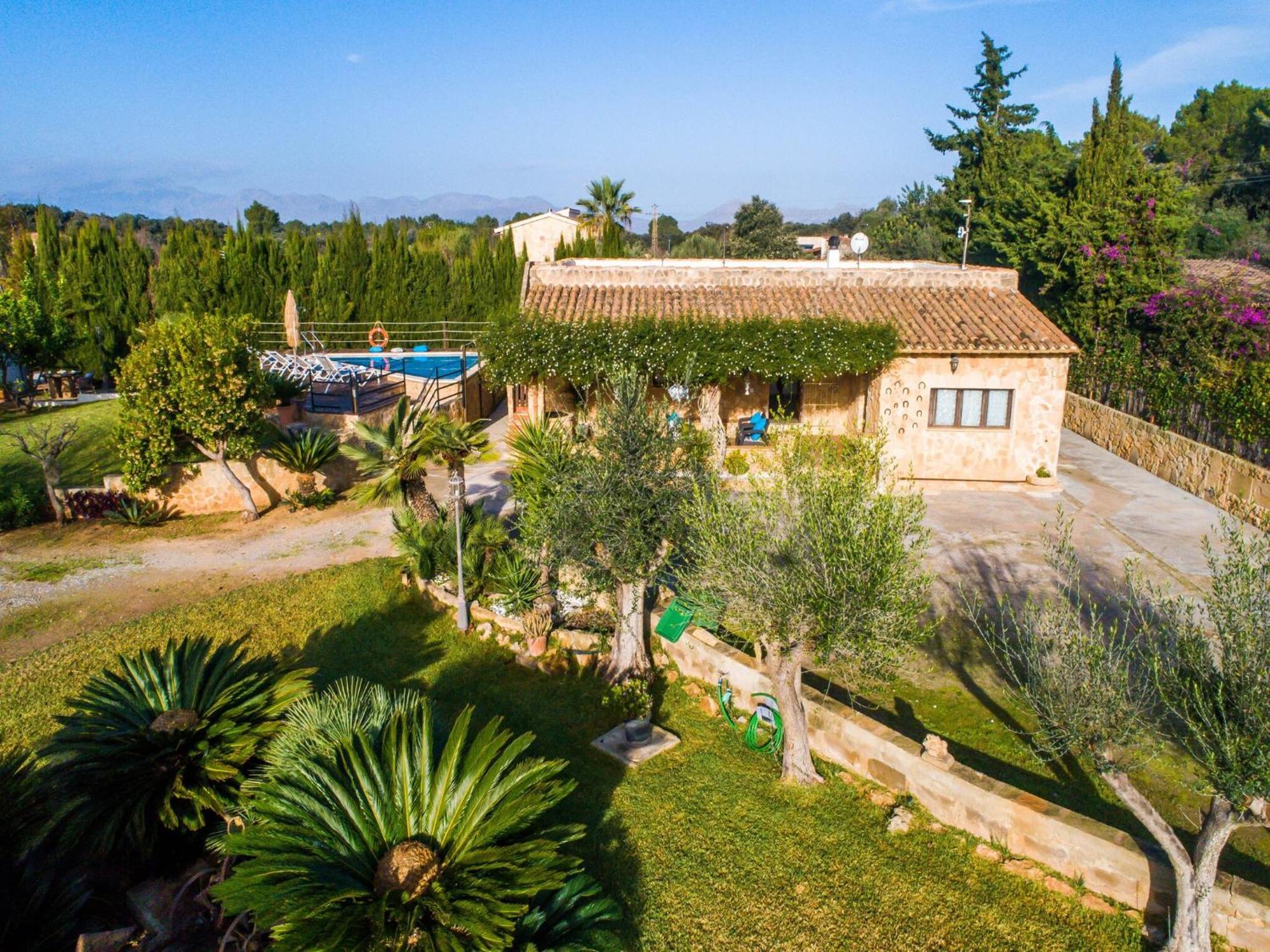 Spacious With Garden Ferienhaus Alcúdia